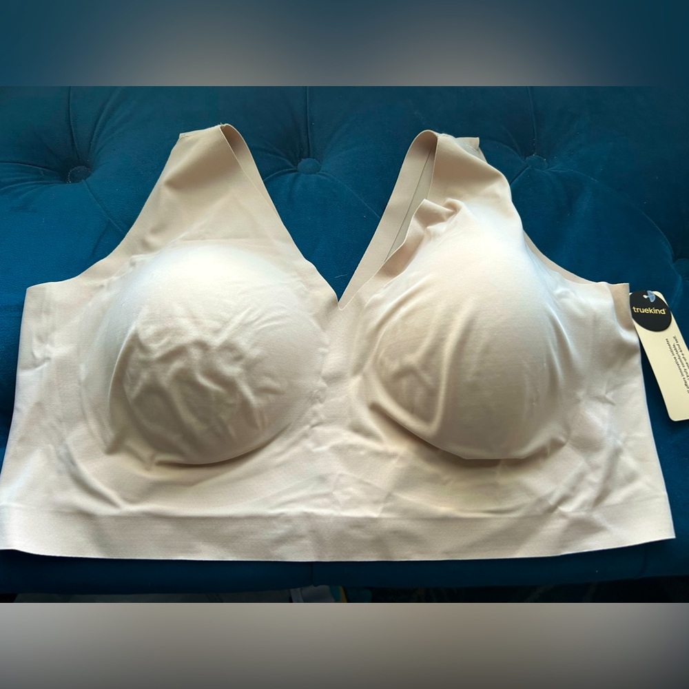 Truekind everyday comfort V-neck bralette!